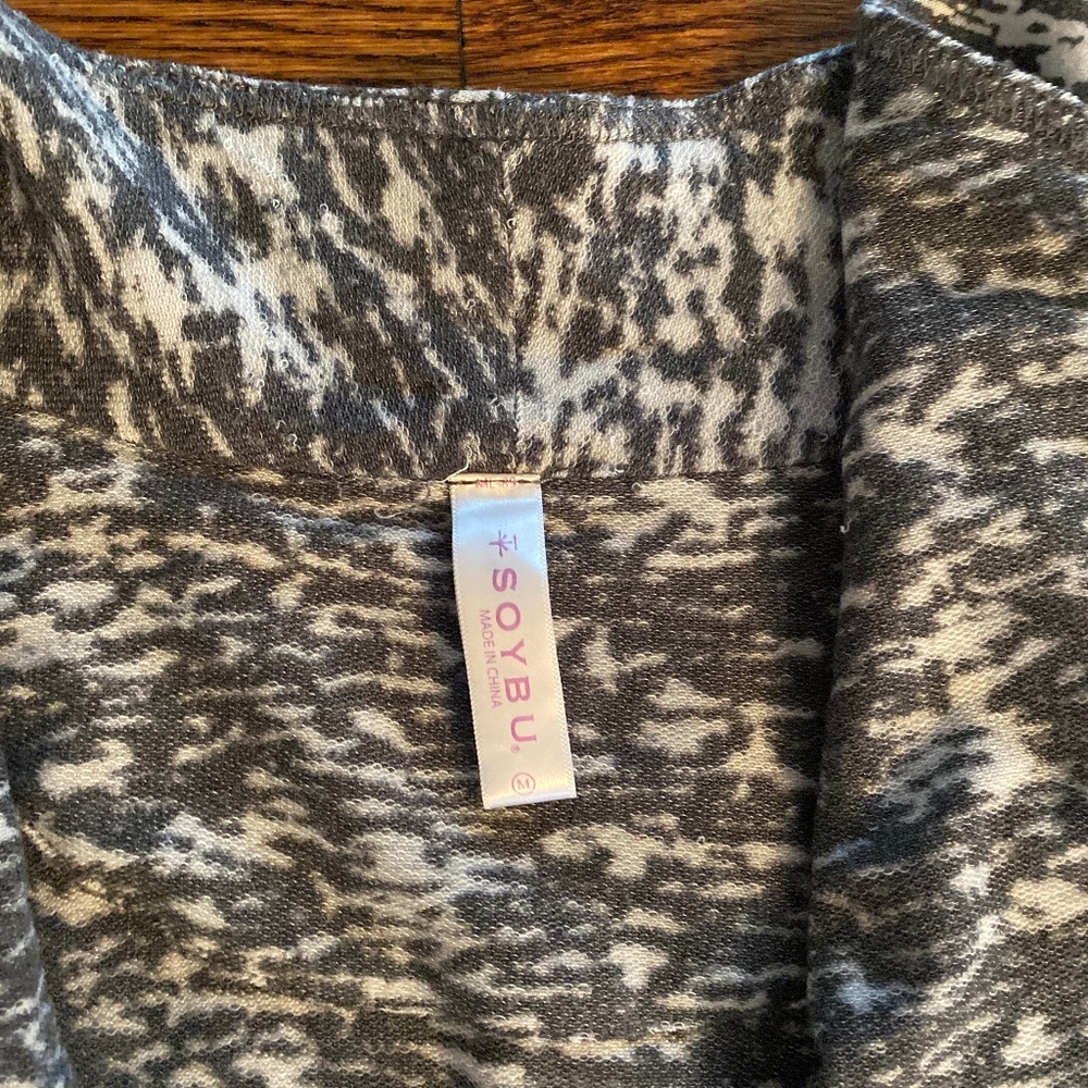 Soybu Open Cardigan - Size Medium - image 3